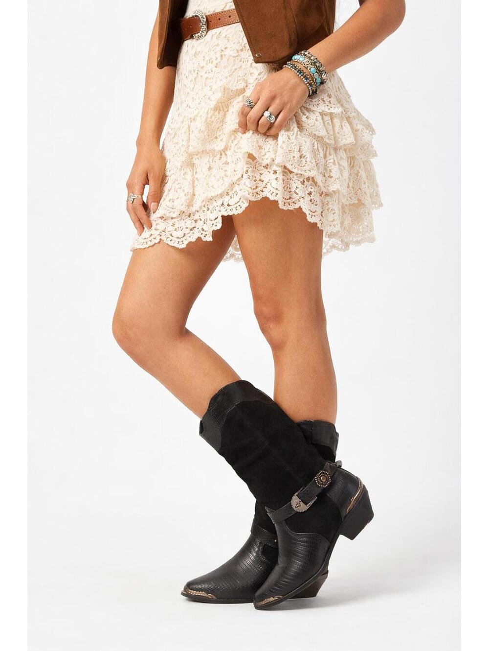 Current Attractions Black Suede Western Boots Studded Harness Cowboy Size 5.5